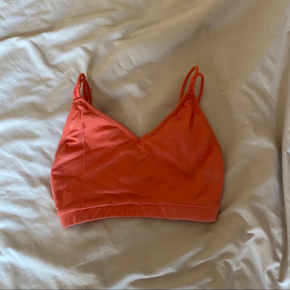 fabletics coral sports bra